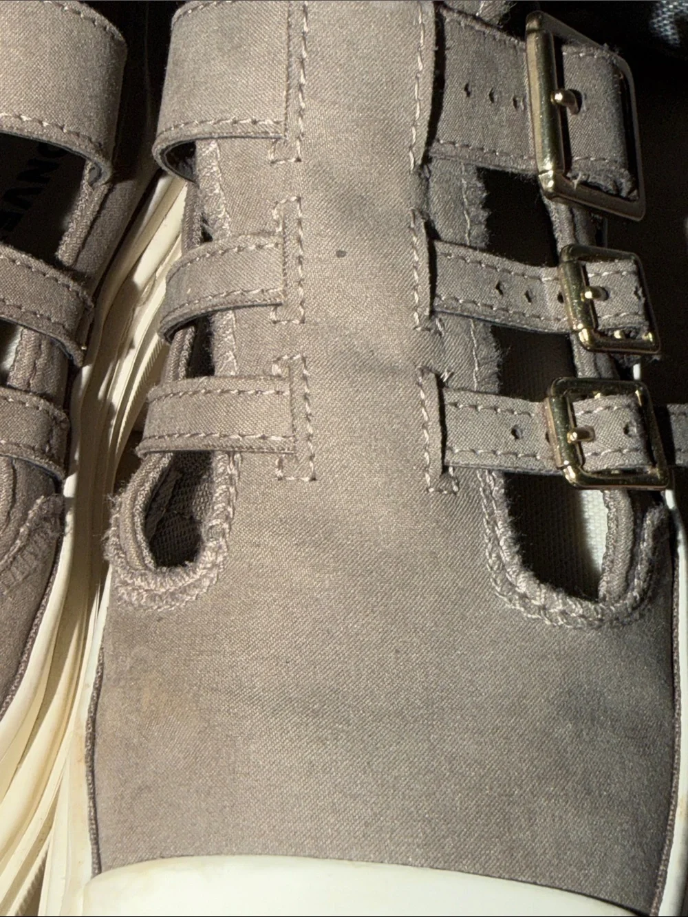 Converse step out